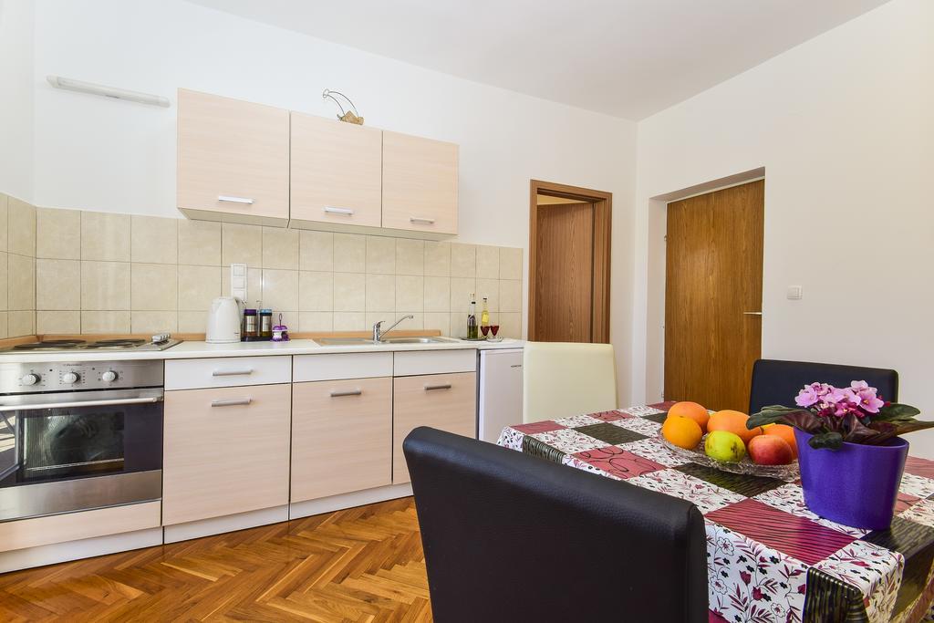 Apartments Jonjic Vodice Dış mekan fotoğraf